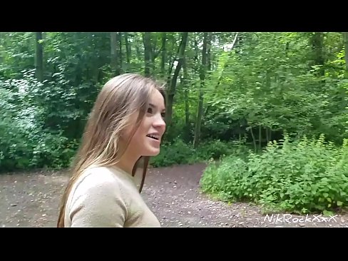 ❤️ اقترحت على إيفيلينا أن نمارس الجنس معه في مكان عام! قالت نعم. ثم أنا مارس الجنس معها في الحمار ونائب الرئيس في فمها. ثم استاءت نفسها. جودة الإباحية